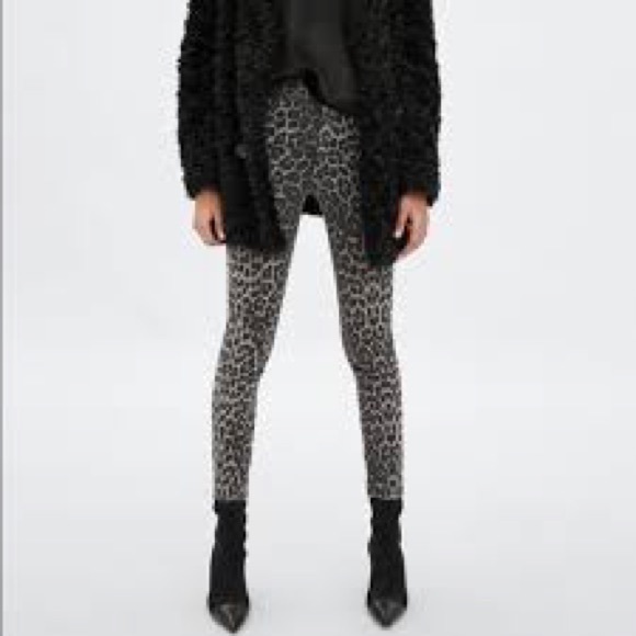 Zara High Waisted Gray Leopard Print Pants - Picture 6 of 6